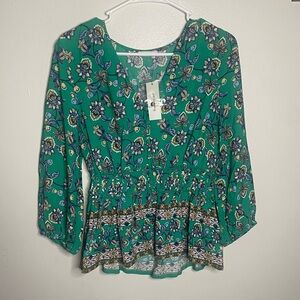 NWT Floral Green Women's Top